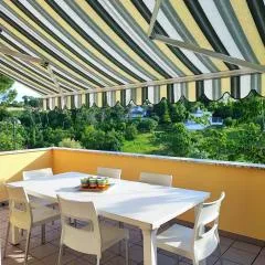 CASA NADIA a pochi passi dal mare con garage, terrazza e sala giochi