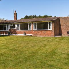 Beachborough Park Summer House