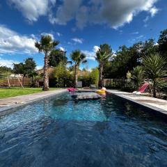 Villa aux Palmiers,Piscine 28°,Pétanque,Coeur Bassin