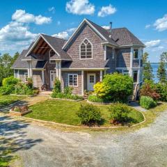 Ocean View Villa with Hot Tub and Movie Theatre