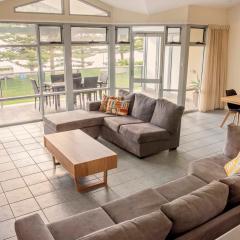 Foreshore Port Lincoln Beach Eyre Accommodation