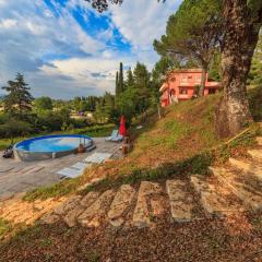 NEVA'S COUNTRY HOUSE