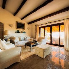 Sardinian Luxury Hospitality - Villa Fuli Rooms and more