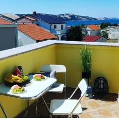 Sunshine Apartment