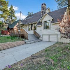 Pine Nest Relaxing Walk to Marina Cozy Chalet