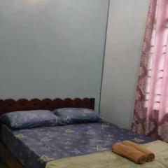 Rosspine Homestay