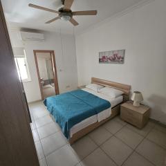 Beautiful two bedroom in center Bugibba