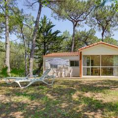 Gorgeous Home In La Faute-sur-mer With Heated Swimming Pool