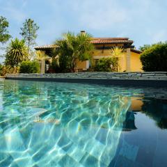 Villa avec Piscine Parentis en Born 13 personnes