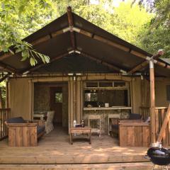 Luxury Safari Tent with Hot Tub in Ancient Woodland
