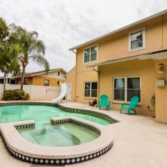 Huge Home in Palm Harbor with Pool and Jacuuzi