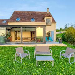 Amazing Home In Saint-martin-la-garenn With Wifi And 4 Bedrooms