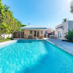 Peaceful Pink Orchid Beach House! Huge Pool!