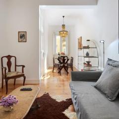 Charming Lisbon Central Apartment