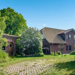 Beautiful Home In Drphof With 4 Bedrooms, Sauna And Wifi