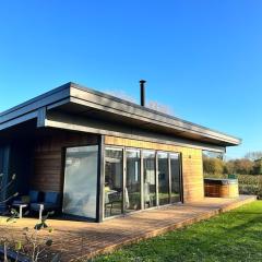 Eco Lodge "Deben" with Private Hot Tub