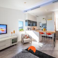 #041 Future House by Home Holidays