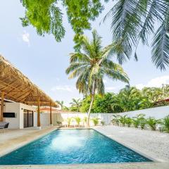 Tropical brand new 4 BR gem in Potrero near beach - Casa Marzo