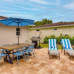 Private Pool and Bar Palm Beach Gardens Getaway