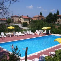 Holiday Home in Paciano with Swimming Pool Terrace Billiards