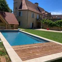 Pépite en Périgord 10-12 couchages, piscine chauffée, rénovée par architecte