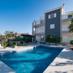 Apartment Villa Zlatna