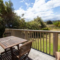 Bermagui dune house Beach front holiday house Pet friendly, Wifi