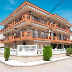 Milonas House Apartments