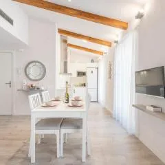 Lovely and bright apartment in the heart of Banyoles