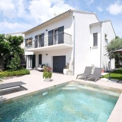 LS7-429 - SUASSO Jolie villa avec piscine privée en centre ville de Salon de Provence 4 personnes