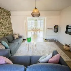 Elegant 2 Bedroom Apartment 75m2 - SD23G