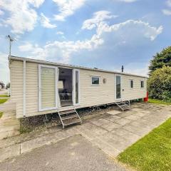 Homely 8 Berth Caravan In Southview Holiday Park, Ref 33048tc