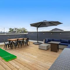 Rooftop Skyline View - Karaoke Stage - 4 Bedroom