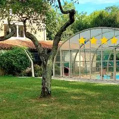 Domaine La Buissière Duravel "Le Gîte" avec piscine couverte privative