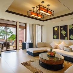 2 Bedrooms Beachfront Pool Villas