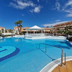 Apartment Playa Las Vistas with breathtaking sea view, only 100 m to the sea, heated pool, aircondition, wifi