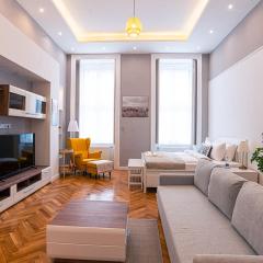 Joy Apartments on Kiraly street