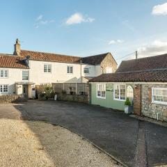 The Farmhouse with two hot tubs