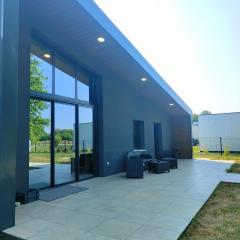 Maison moderne a 1km du circuit des 24h du mans