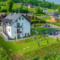 Jaworina- Apartamenty, Domki i Pokoje