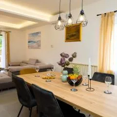 Apartment Insula