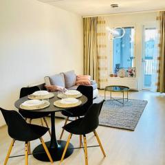 Modern family apartment next to metro easy access to Helsinki