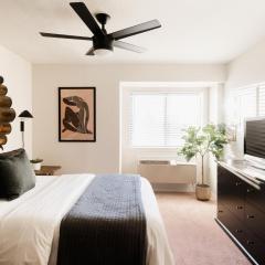 Micro-Unit - Sleeps 2 - Gym - DTC Boston Commons