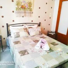 Traditional Trikeri Escape House