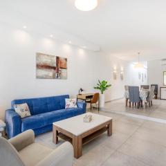 GZIRA Penthouse - hosted by Sweetstay