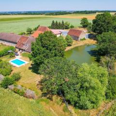 Crazy Villa Gouadiere 45 - Heated pool - Basket - 1h45 from Paris - 30p