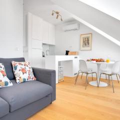 Brand New River View Apartment Belém - 1 bedroom, A/C