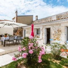 Holiday Home Les Rosiers by Interhome