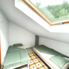 Gyimesi kulcsosház / Casa de vacanta Ghimes