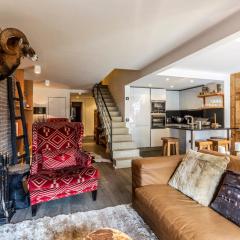 Appartement duplex haut de gamme avec cheminée au cœur de Val-d'Isère, proche des pistes et commodités - FR-1-694-104